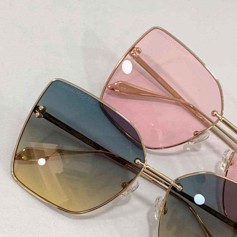 Picture of Alexander McQueen Sunglasses _SKUfw41500389fw